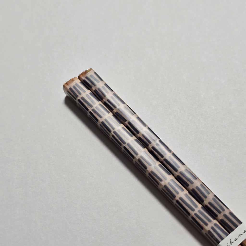 Ihana Fukui Hinoki Wood Chopsticks (Various Colours)