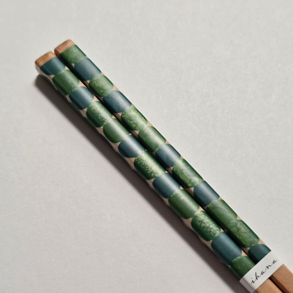 Ihana Fukui Hinoki Wood Chopsticks (Various Colours)